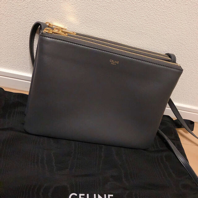 【美品・正規品】CELINE トリオ ラージ スムースラムスキン GRAY