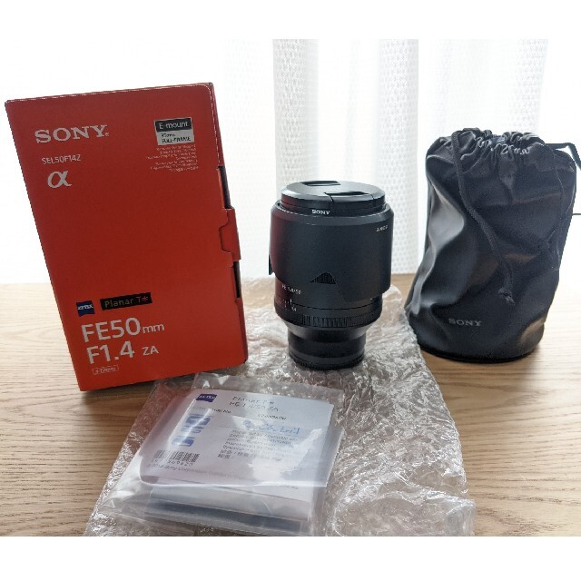 SONY(ソニー)の50mm F1.4 ZA Planar T *  ソニーEマウント スマホ/家電/カメラのカメラ(レンズ(単焦点))の商品写真