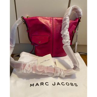 マークバイマークジェイコブス(MARC BY MARC JACOBS)のMARC JACOBS ショルダーバック　ヘアーゴム付き(ショルダーバッグ)