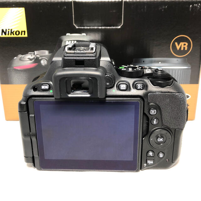 Nikon ニコンD5500 18-55VR Ⅱ KIT 4733ショット美品