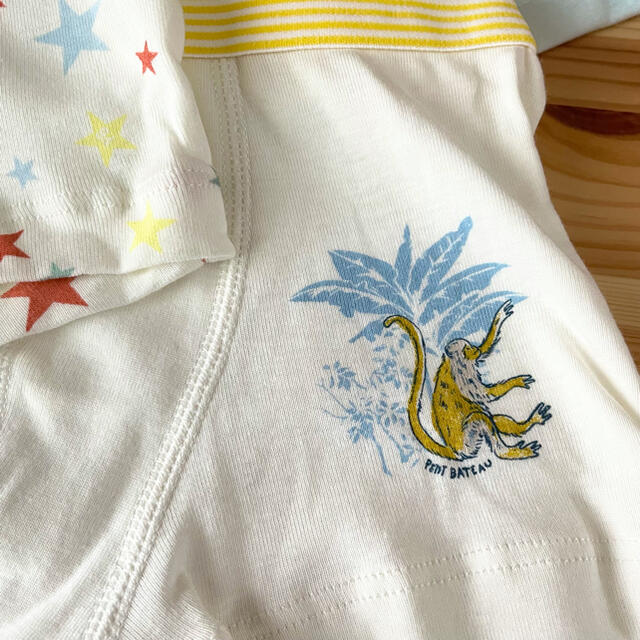 PETIT BATEAU(プチバトー)の新品未使用  プチバトー  トランクス  3枚  6ans キッズ/ベビー/マタニティのキッズ服男の子用(90cm~)(下着)の商品写真