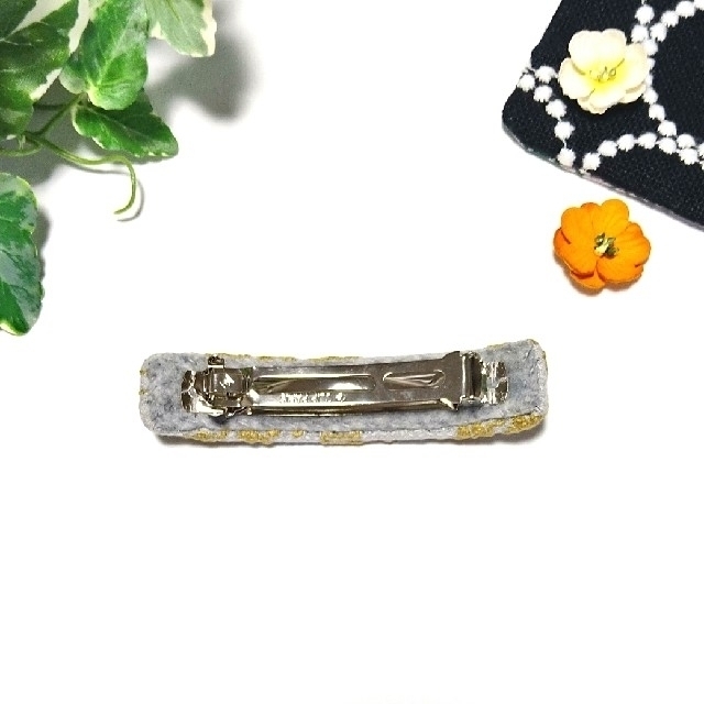 No.581 ミナペルホネン ハンドメイド バレッタ No.581 ミナペルホネン ハンドメイド バレッタ