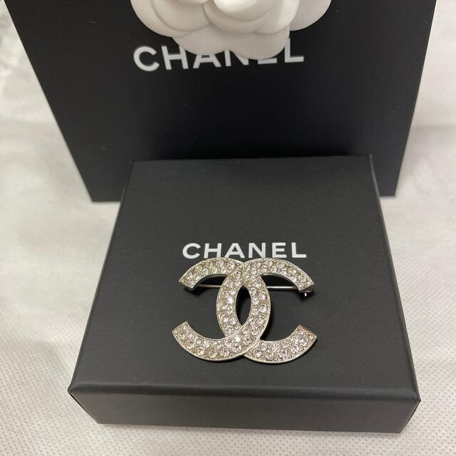 CHANEL ブローチ