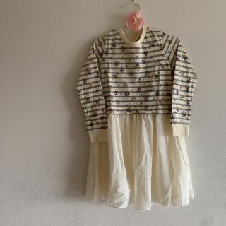 ブランシェス(Branshes)の新品　ブランシェス　branshes  花柄ワンピース　長袖　女の子　150(ワンピース)