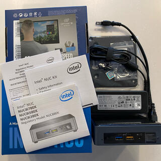 Intel NUC8i5BEK(デスクトップ型PC)