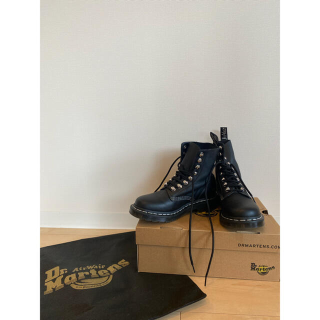 Dr.Martens(ドクターマーチン)のＤr.Martens ドクターマーチン　レースアップブーツ レディースの靴/シューズ(ブーツ)の商品写真