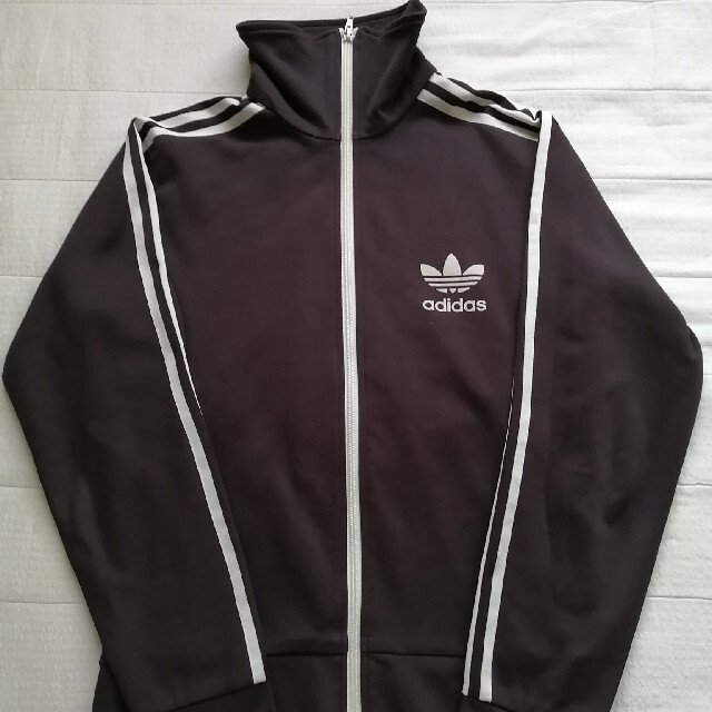 adidas(アディダス)のadidas ジャージ トラックジャケット チャコール メンズのジャケット/アウター(その他)の商品写真