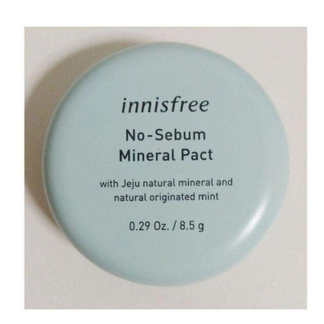 Innisfree(イニスフリー)のイニスフリー ミネラルパクト 8.5g コスメ/美容のベースメイク/化粧品(フェイスパウダー)の商品写真