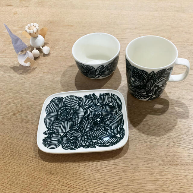 マリメッコ marimekko KURJENPOLVI マグカップ プレート