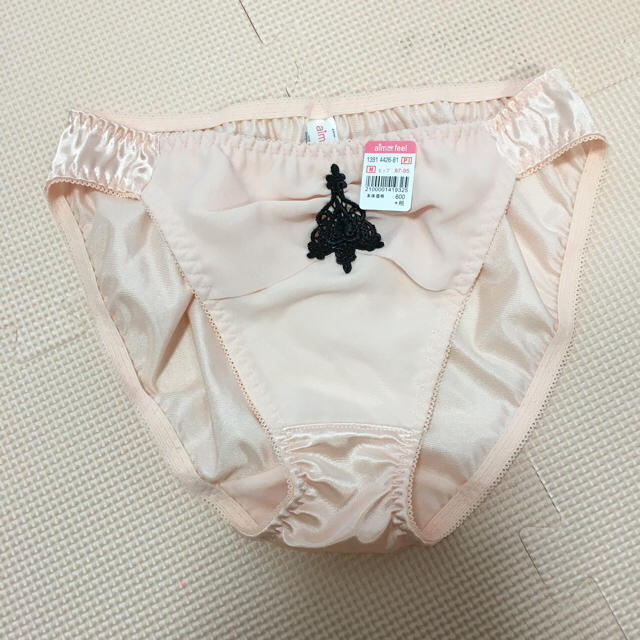 aimer feel(エメフィール)の新品！ショーツ レディースの下着/アンダーウェア(ショーツ)の商品写真