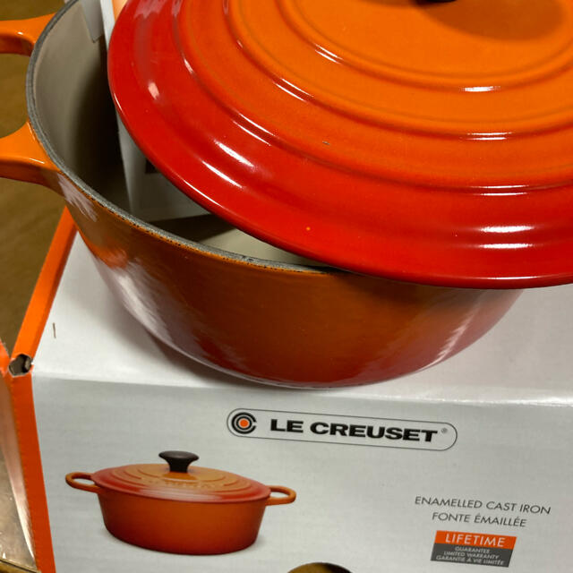 LE CREUSET(ルクルーゼ)のホーロー鍋 インテリア/住まい/日用品のキッチン/食器(鍋/フライパン)の商品写真