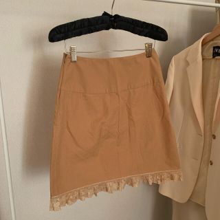 ミュウミュウ(miumiu)の【最終値下】miumiu beige skirt🤍(ミニスカート)