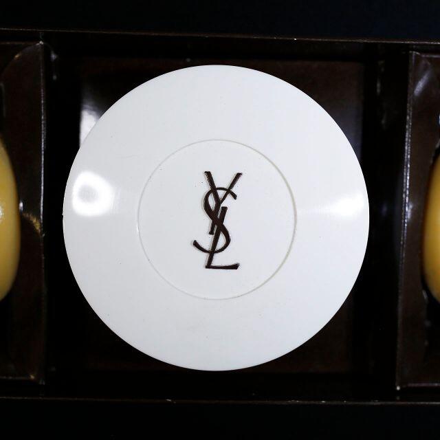 Yves Saint Laurent Beaute(イヴサンローランボーテ)の【未使用品 ３個セット 送料込み】イヴ サンローラン ソープＹ ケース付き コスメ/美容のボディケア(ボディソープ/石鹸)の商品写真