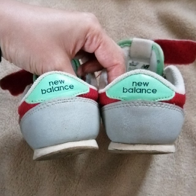 New Balance(ニューバランス)のニューバランス New Balance スニーカー 15cm キッズ/ベビー/マタニティのキッズ靴/シューズ(15cm~)(スニーカー)の商品写真