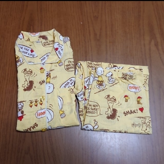 SNOOPY(スヌーピー)のスヌーピー パジャマ 130 ピンクと黄色 キッズ/ベビー/マタニティのキッズ服女の子用(90cm~)(パジャマ)の商品写真