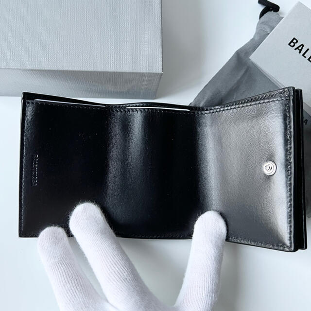 新品未使用】Balenciaga バレンシアガ 三つ折り 財布 新品未使用】Balenciaga バレンシアガ 三つ折り 財布