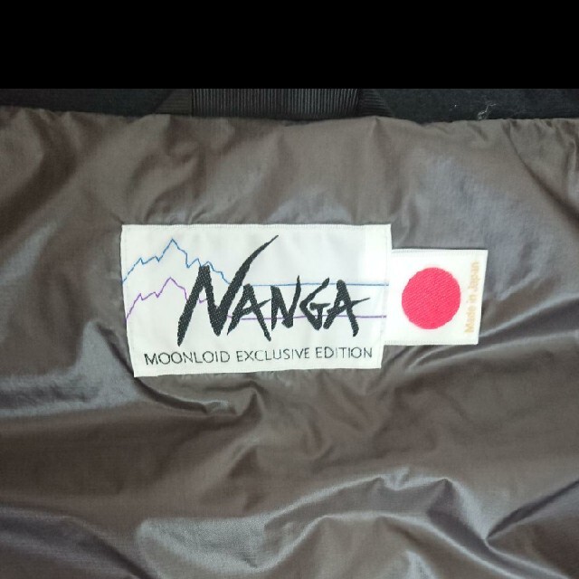 NANGA(ナンガ)の美品 NANGA ナンガホワイトレーベル ムーンロイドイエローM メンズのジャケット/アウター(ダウンジャケット)の商品写真