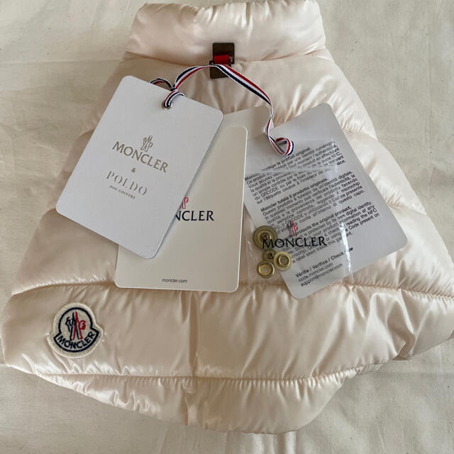 MONCLER 犬用 ダウンベスト犬