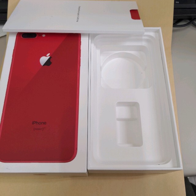 iPhone8 plus PRODUCT red