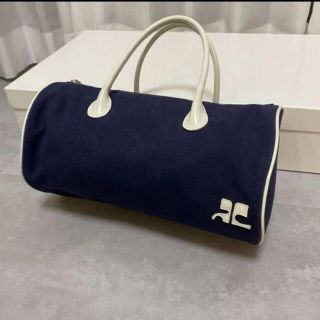 Courreges(バッグ ・ ブルー・ネイビー/青色系)のフリマ Courreges(バッグ ・ ブルー・ネイビー/青色系)のフリマ