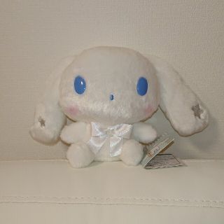 サンリオ(サンリオ)のシナモロール　カラフルスター　ぬいぐるみ  白 ホワイト  非売品(ぬいぐるみ)