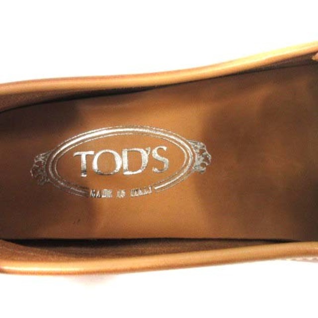 TOD'S(トッズ)のトッズ ドライビングシューズ ローファー スリッポン レザー 35.5 茶色 レディースの靴/シューズ(ローファー/革靴)の商品写真