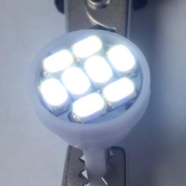 T10 31mm LED ルームランプ2個+ T10 SMD5連ホワイト 6個 自動車/バイクの自動車(汎用パーツ)の商品写真