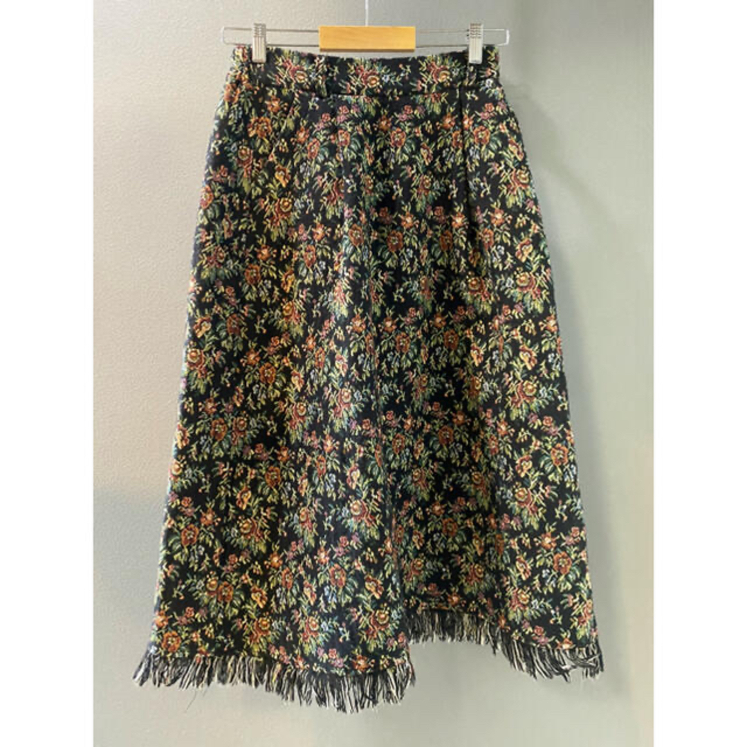 古着 ビンテージ 70s ロング スカート 花柄 ゴブラン フリンジ レディースのスカート(ひざ丈スカート)の商品写真
