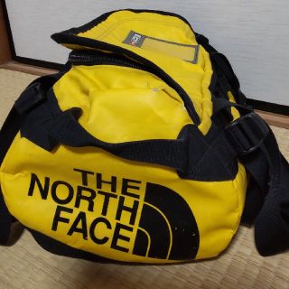 ザノースフェイス(THE NORTH FACE)のノースフェイス ダッフルバッグ ボストンバッグ イエロー(ボストンバッグ)