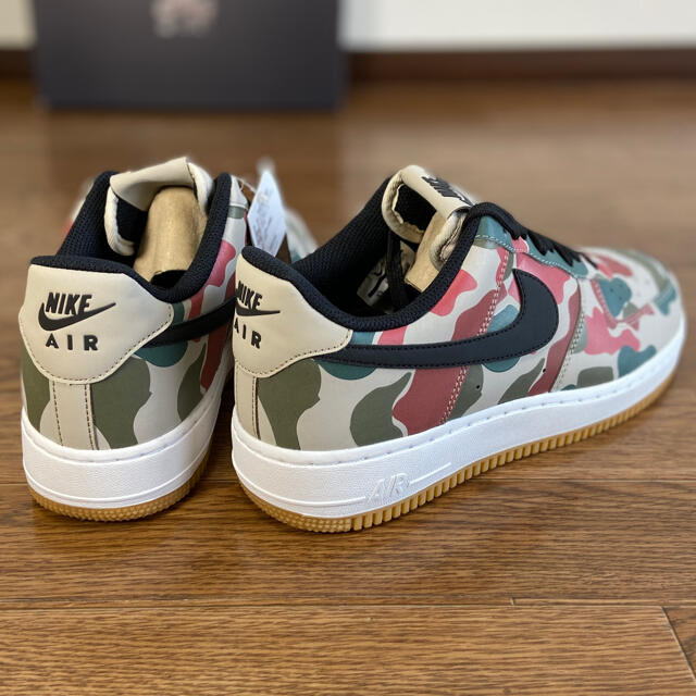 NIKE(ナイキ)のデッドストック！AIR FORCE 1 07 LV8 ダックカモ リフレクティブ メンズの靴/シューズ(スニーカー)の商品写真