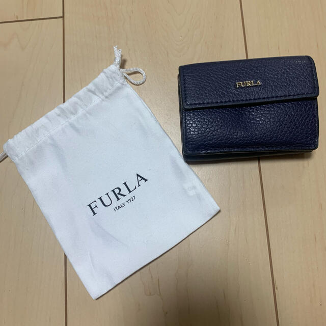 フルラ　FURLA 三つ折り財布　ミニ財布 | フリマアプリ ラクマ