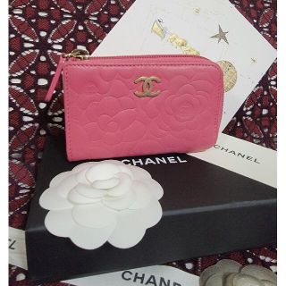 シャネル(CHANEL)の超美品 CHANEL カメリア コインケース キーケース(コインケース)