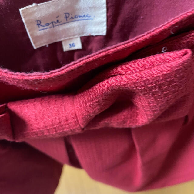Rope' Picnic(ロペピクニック)の【新品・未使用】値下げ‼︎ 深みのある赤　フレアスカート レディースのスカート(ひざ丈スカート)の商品写真