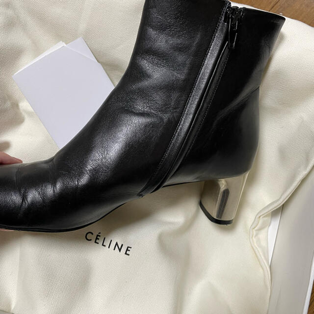 celine(セリーヌ)のセリーヌ　ショートブーツ　バンバン レディースの靴/シューズ(ブーツ)の商品写真