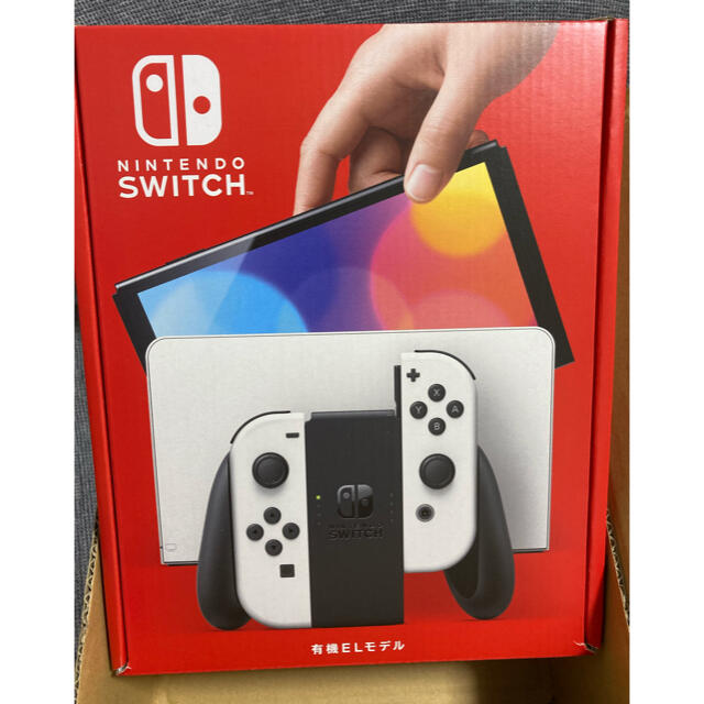 ゲームソフト/ゲーム機本体Nintendo Switch 有機EL ホワイト　7%クーポン適応！