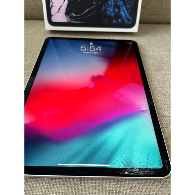 iPad Pro 11インチ (2018) Wi-Fi 256GB  シルバー 2
