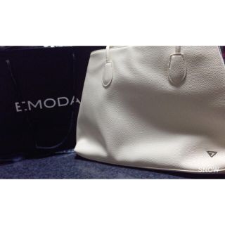 エモダ(EMODA)の(*^^*)様専用！(ハンドバッグ)