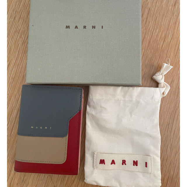 Marni(マルニ)のMARNI二つ折り財布 レディースのファッション小物(財布)の商品写真