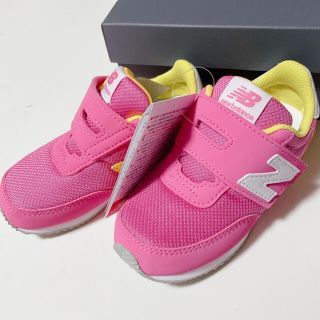 ニューバランス(New Balance)の16.0 新品　ニューバランス　スニーカー　720 ピンク　キッズ　女の子(スニーカー)