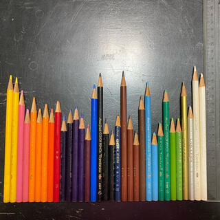 トンボ鉛筆 色鉛筆の通販 600点以上 トンボ鉛筆のエンタメ ホビーを買うならラクマ