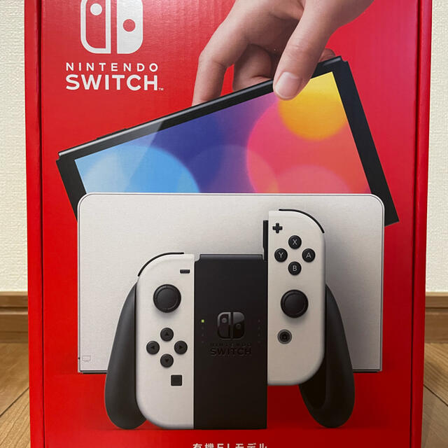 任天堂(ニンテンドウ)の【新品】新型Nintendo Switch 有機ELモデル　ホワイト エンタメ/ホビーのゲームソフト/ゲーム機本体(家庭用ゲーム機本体)の商品写真