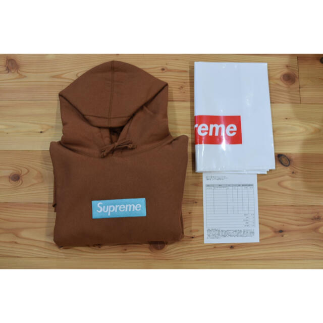 Supreme(シュプリーム)の【平日限定値下げ中!!】supreme box logo ボックスロゴ パーカー メンズのトップス(パーカー)の商品写真