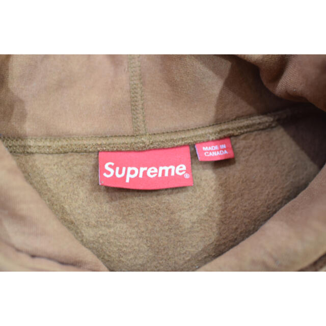 Supreme(シュプリーム)の【平日限定値下げ中!!】supreme box logo ボックスロゴ パーカー メンズのトップス(パーカー)の商品写真