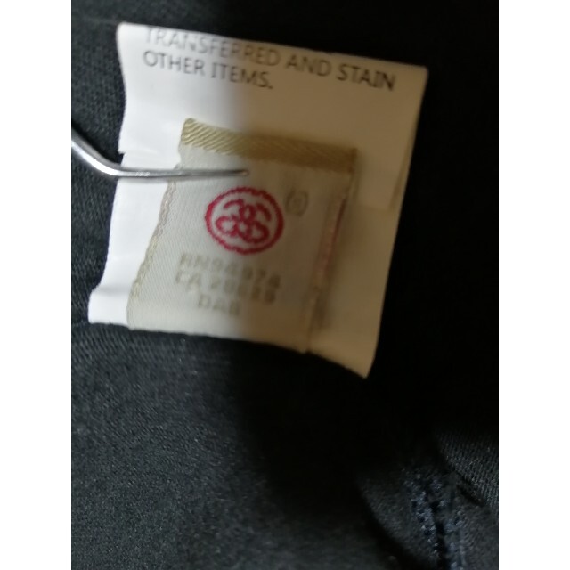 STUSSY(ステューシー)のSTUSSY ロンＴ ブラック ゴールド Lサイズ メンズのトップス(Tシャツ/カットソー(七分/長袖))の商品写真