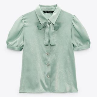 ザラ(ZARA)のブラウス(シャツ/ブラウス(半袖/袖なし))