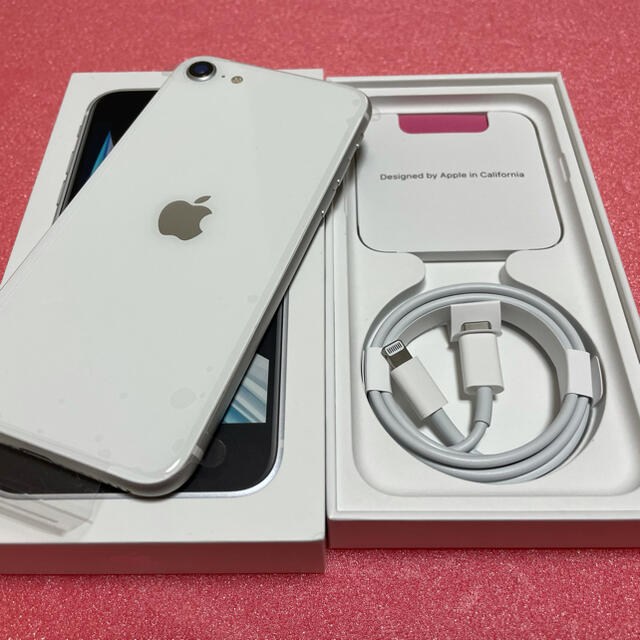 iPhone SE 第2世代 (SE2) ホワイト 64 GB docomo krzysztofbialy.com