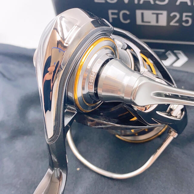 【超美品】DAIWA AIRITY FC LT 2500S ルビアスエアリティー