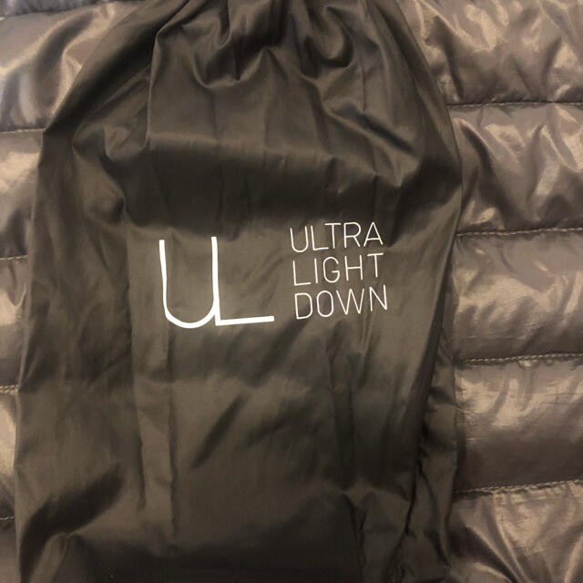 UNIQLO(ユニクロ)の通りすがりの麗様専用 メンズのジャケット/アウター(ダウンジャケット)の商品写真
