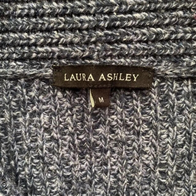 LAURA ASHLEY(ローラアシュレイ)のローラアシュレイ ハイネック ニットカーディガン 紺 ネイビー 羽織り Mサイズ レディースのトップス(カーディガン)の商品写真