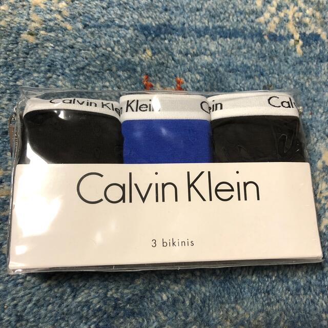 Calvin Klein(カルバンクライン)のカルバンクラインショーツ３枚　ルイ様専用ページです。 レディースの下着/アンダーウェア(ショーツ)の商品写真